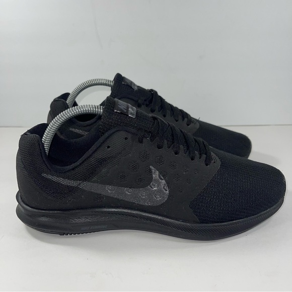 NIKE DOWN SHIFTER 7 RUNNING SHOES - Picture 1 of 8
